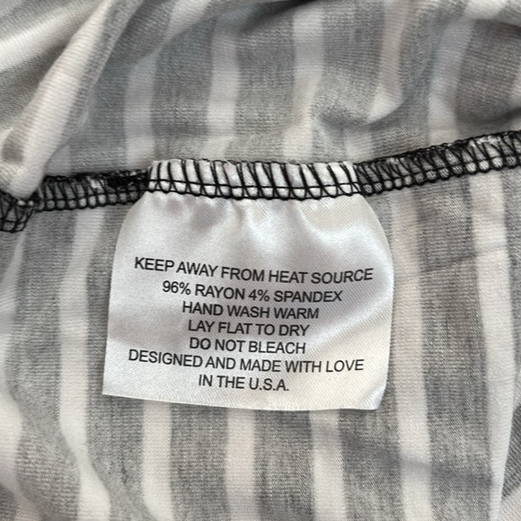 Milk Snob Nursing/Baby Car Seat Cover - Modern Stripe pattern. Gently used! - Picture 3 of 3